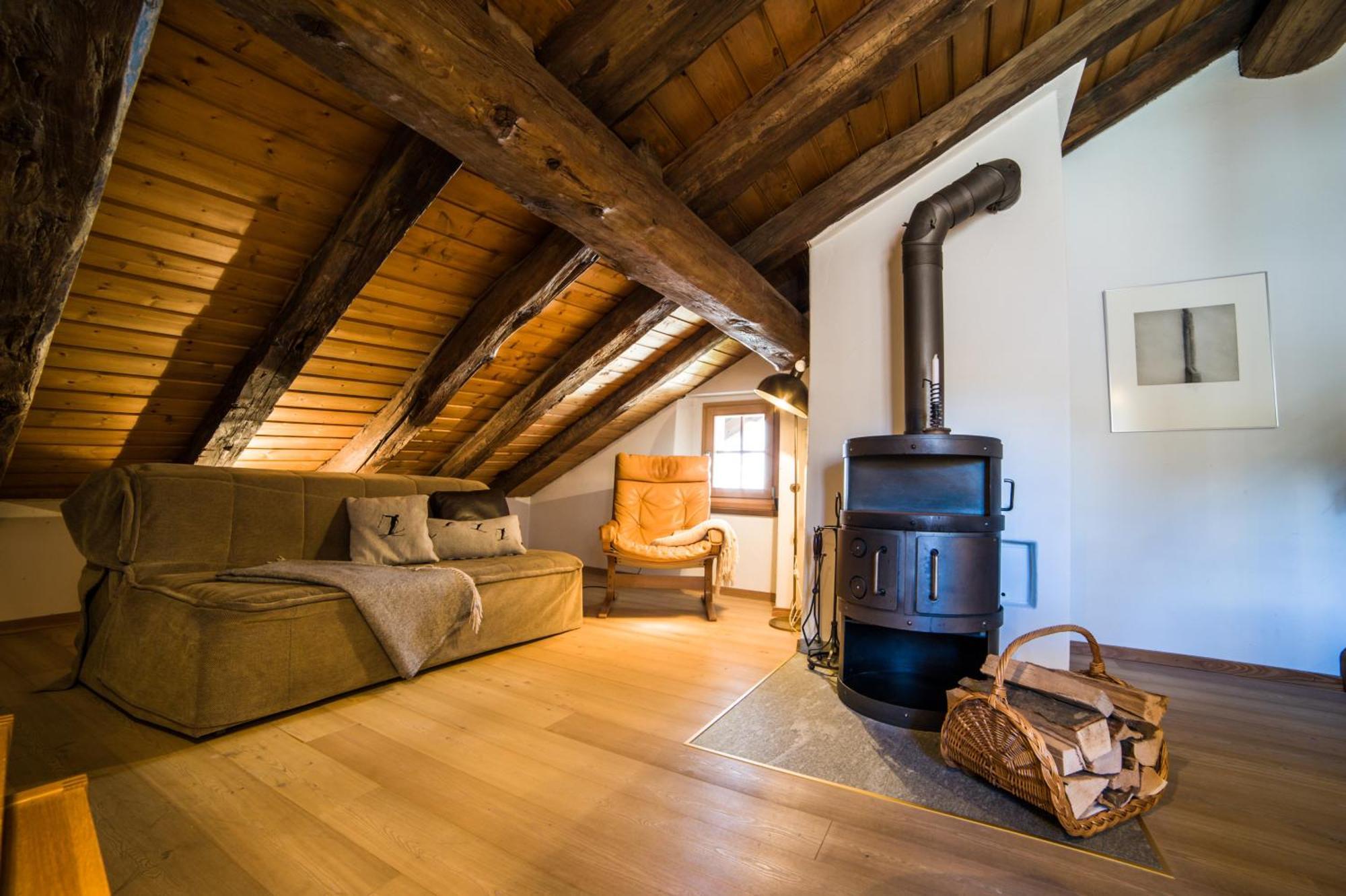 Apartamento Chesa Michel Bever Habitación foto