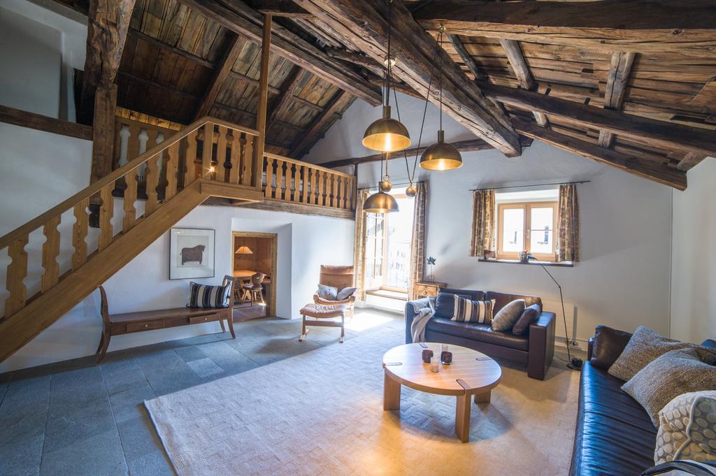 Apartamento Chesa Michel Bever Habitación foto